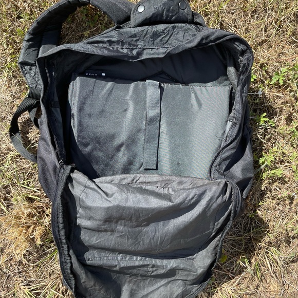 Custom back pack - Picture 4 of 6